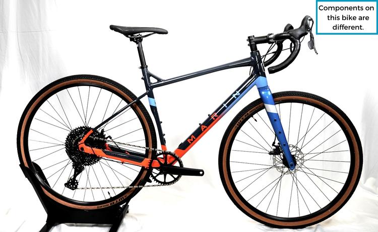 Ex Demo - 2022 Marin Gestalt X10 with X11 frame  - Gravel Bike [Colour: Gloss Chrome/Blue/Black][Size: L (height: 175 - 183cm)] 